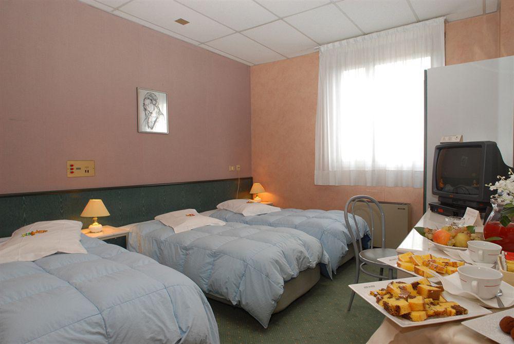 Thp Bologna Hotel Carteria di Sesto Rastignano Kamer foto